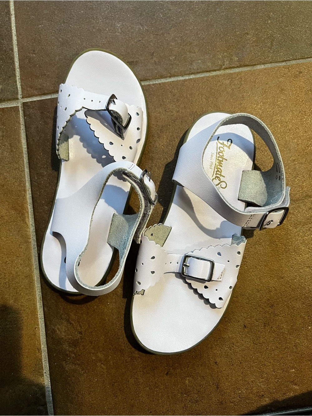 FootMates Lilac Kids Buckle Sandals with Scalloped Trim